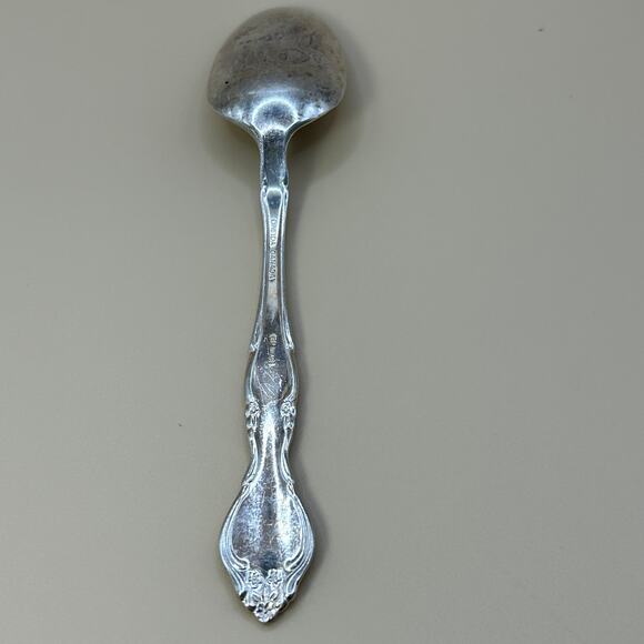 1 Tea Spoon Teaspoon Affection Silverplate Oneida Canada 6 in - Picture 6 of 8